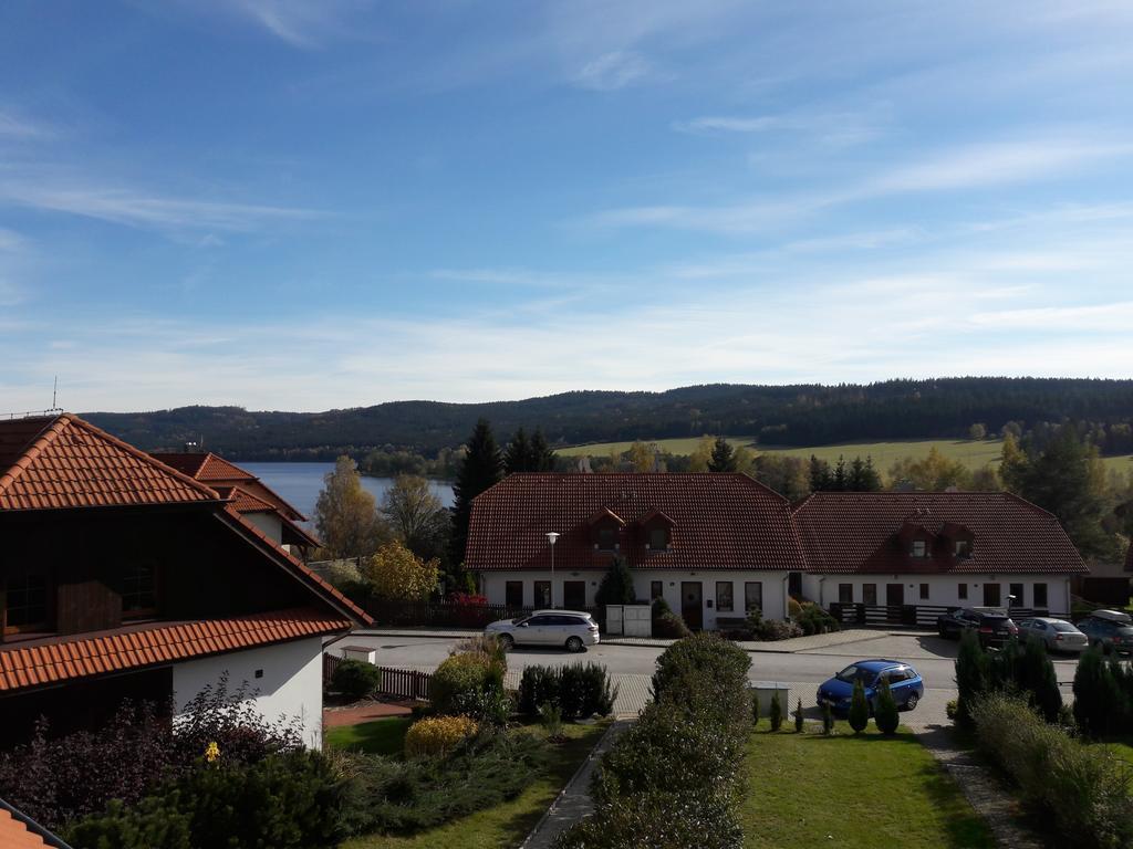 Lipno Lake House Přední Výtoň Esterno foto